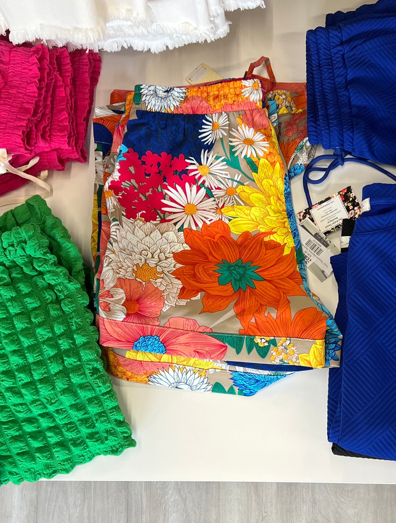 "Diana" Floral Shorts - The Katie Grace Boutique