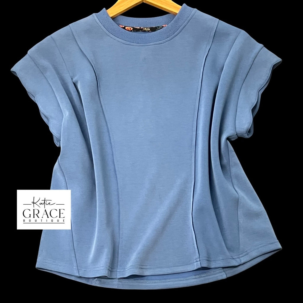 "Tanya" Scalloped Sleeve Top - The Katie Grace Boutique